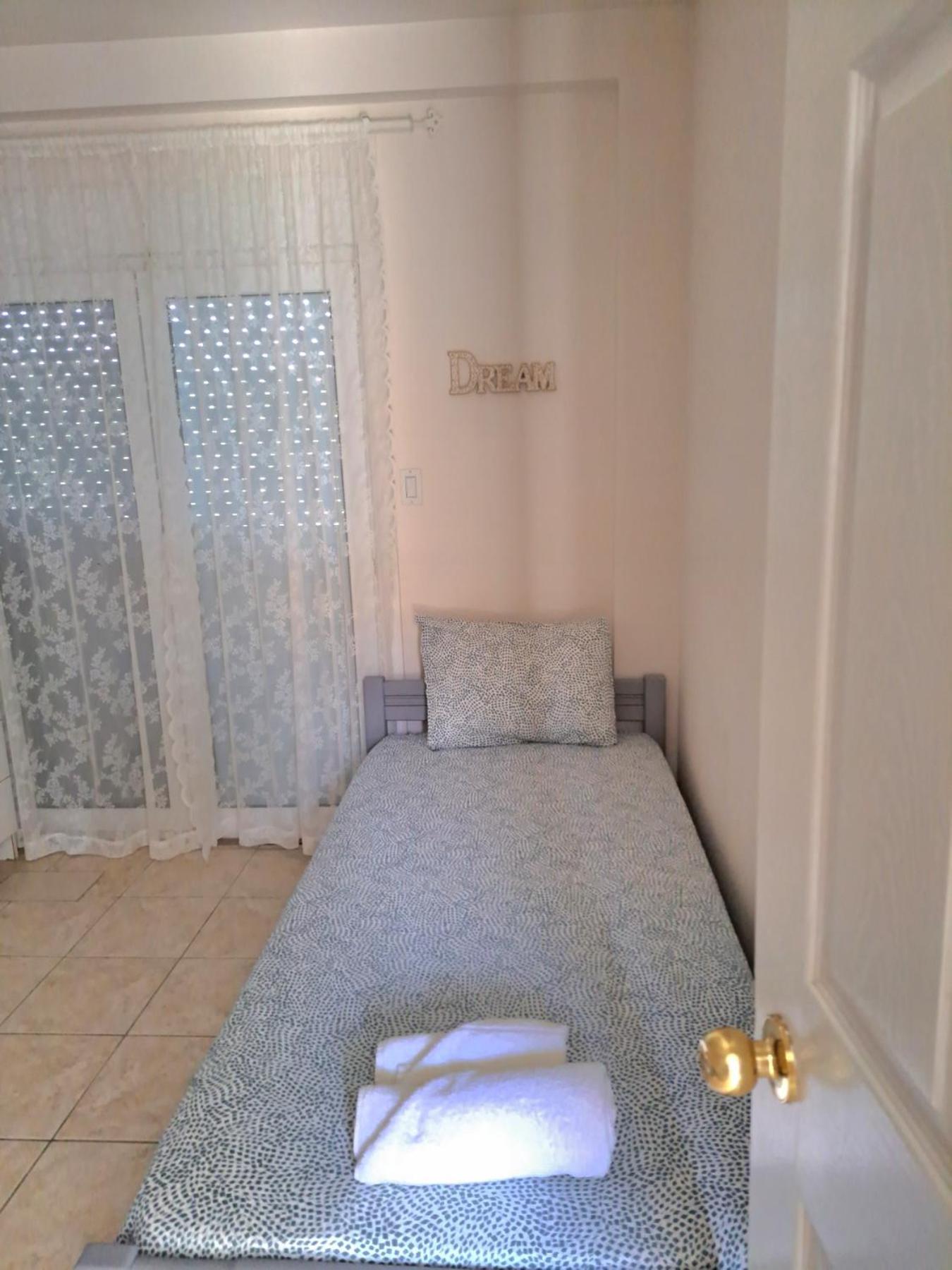 Kiki'S Place Нікіті Номер фото
