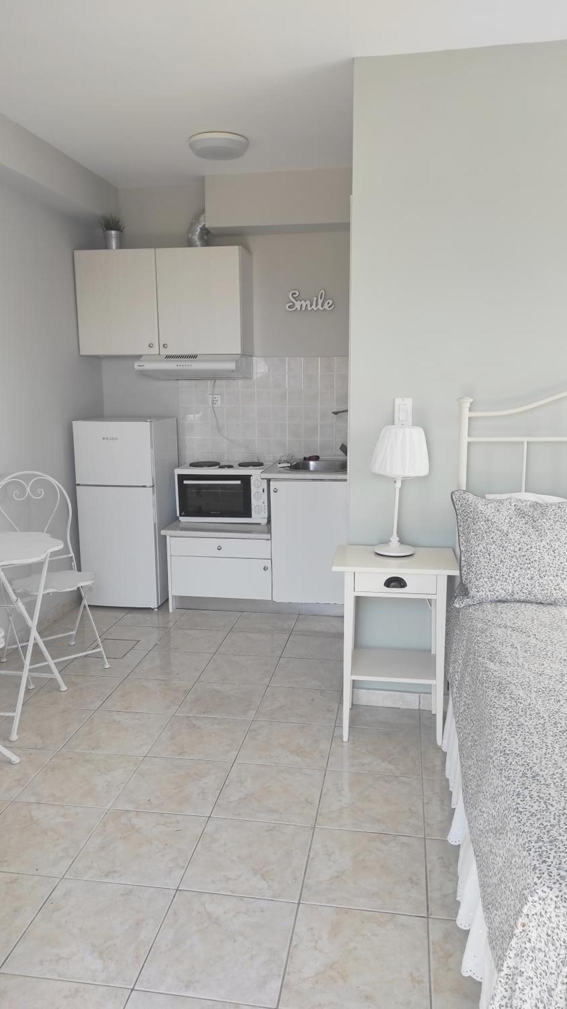 Kiki'S Place Нікіті Екстер'єр фото